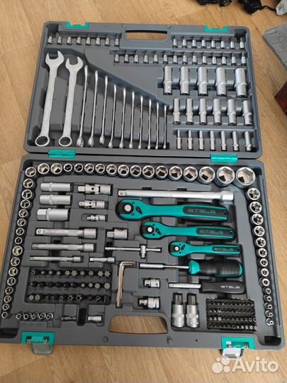 Набор ключей stels 216 предметов