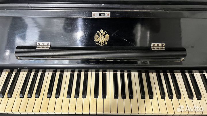 Антикварное пианино F. Muhlbach