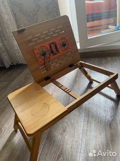 Столик/подставка для ноутбука с охлаждением