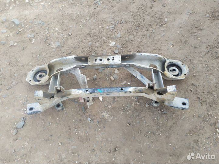 Балка задняя (подрамник) Ford Focus 2 седан 1.8