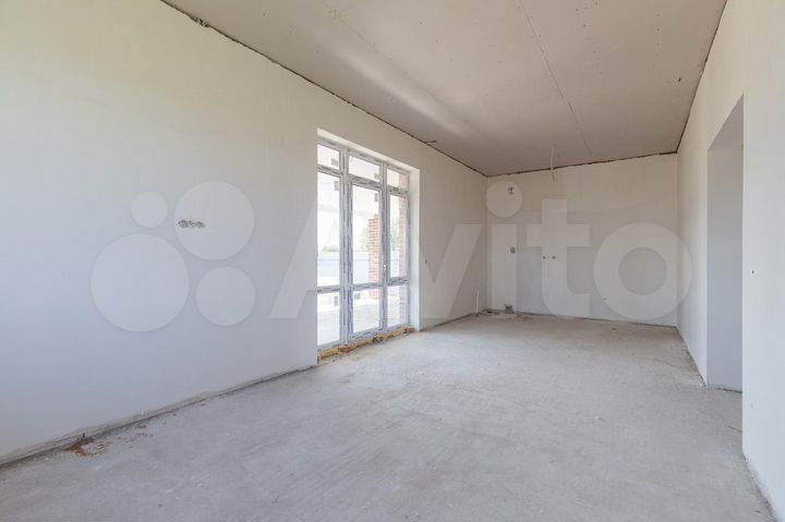 Дом 114 м² на участке 6,8 сот.