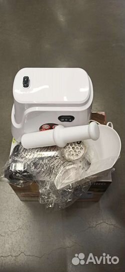 Мясорубка электрическая новая