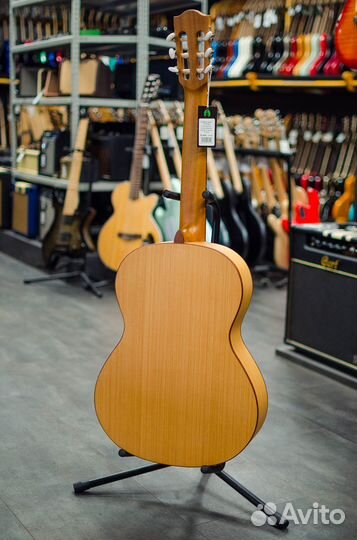 Alhambra Flamenco Student 2F 8.201