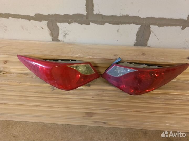 Задние стопы sonata 6