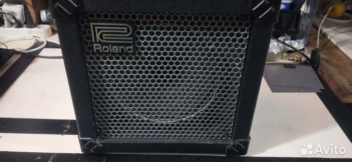 Гитарный комбик Roland Cube15