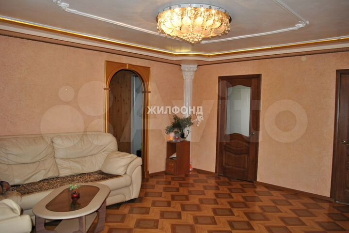 Дом 136 м² на участке 14,7 сот.