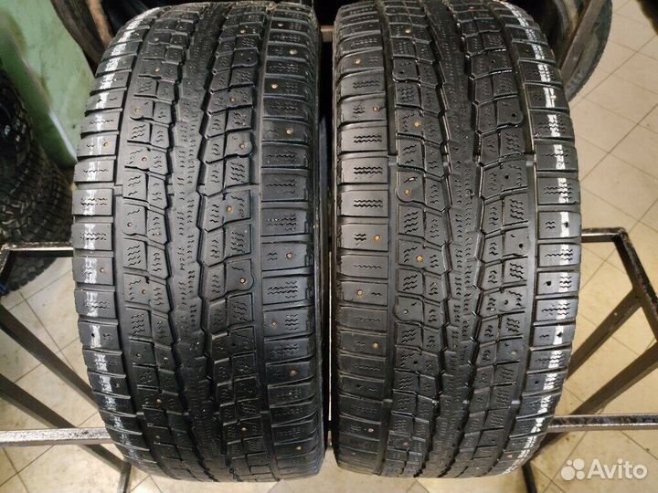 Dunlop SP Winter Ice 01 215/55 R16