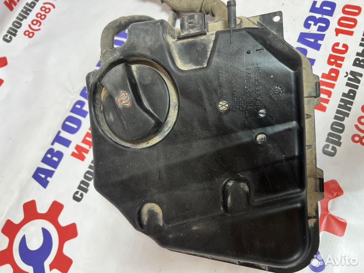 Бачок расширительный Audi Q7 Ауди Ку7