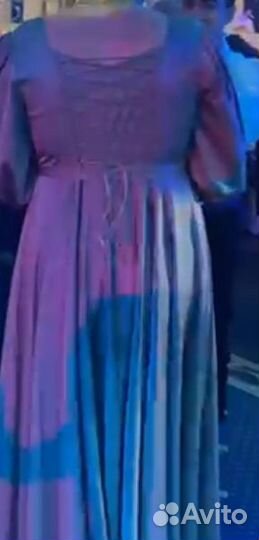 Вечернее платье