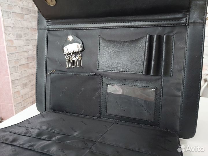 Кожаный портфель