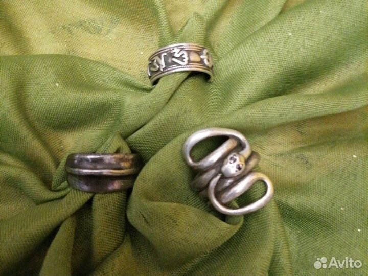 Кольца серебряные, кольцо метеорит, серьги (СССР)