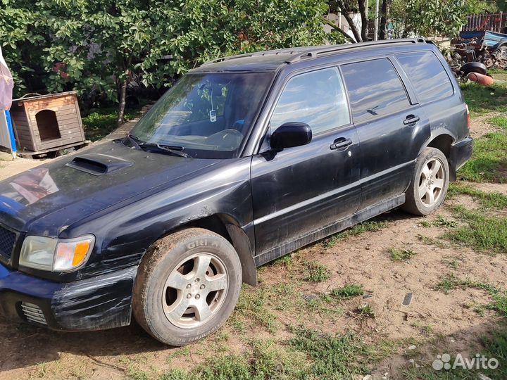 Субару форестер по запчастям
