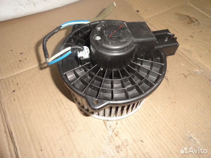 Моторчик отопителя мазда 6 GG / GH