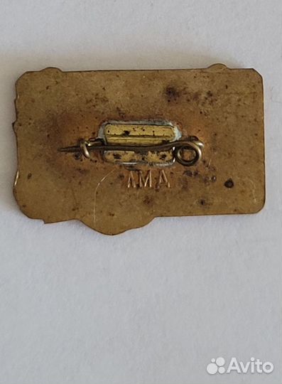 Значок Сталинград. лмд. СССР