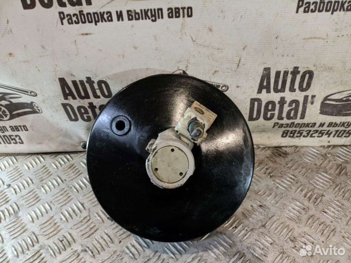 Вакуумный усилитель тормозов Ford Focus 2