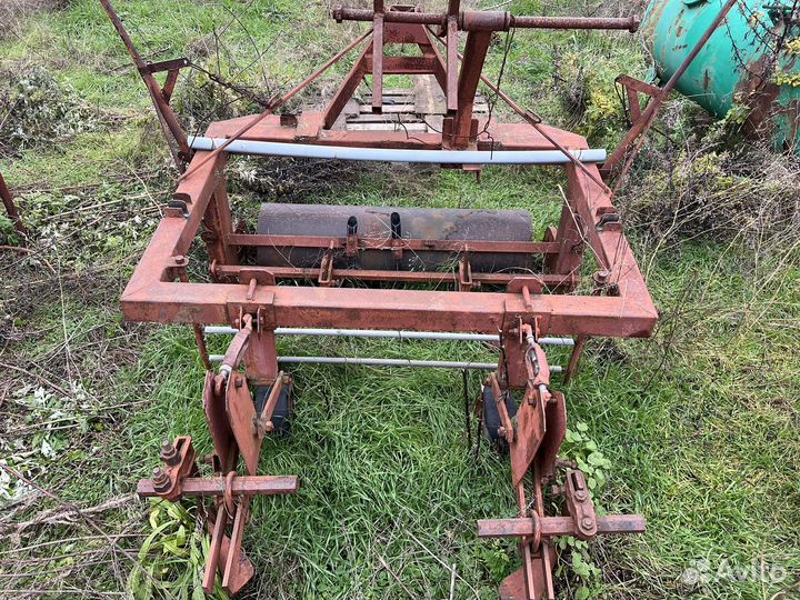 Пленкоукладчик грядообразователь