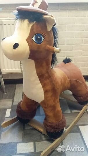 Детская качалка лошадь