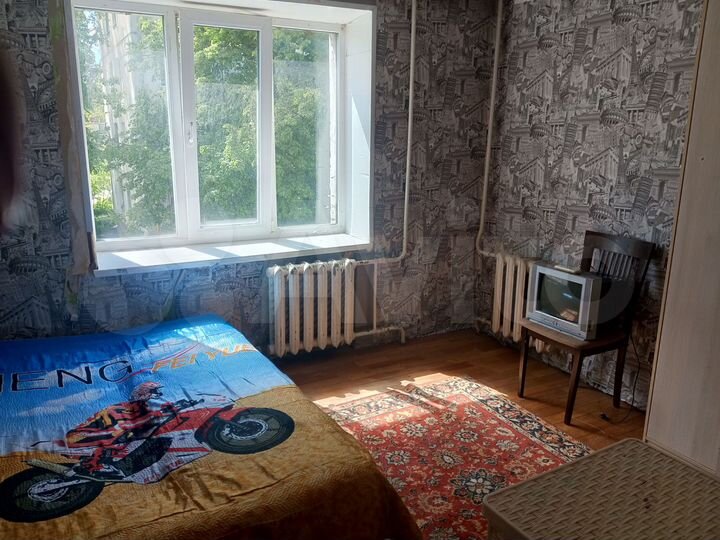 Комната 18 м² в 1-к., 3/5 эт.