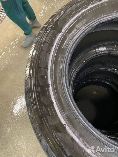 Bridgestone Ecopia EP850 285/60 R18