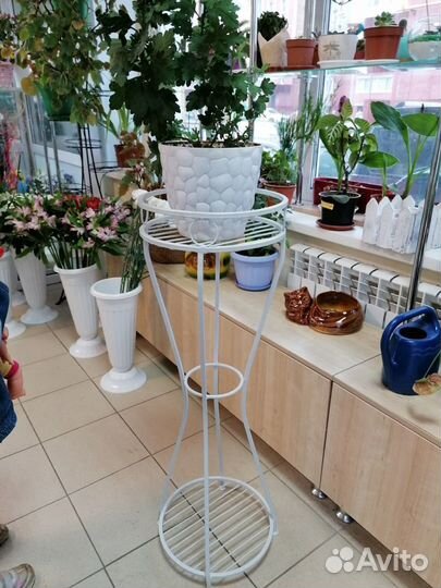 Полка для кашпо,подставка под цветок