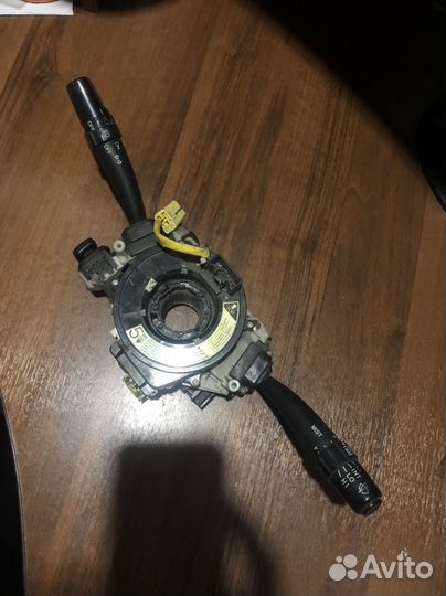 Блок подрулевых переключателей Lexus GS300 JZS160