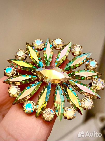 Брошь винтаж чехословакия