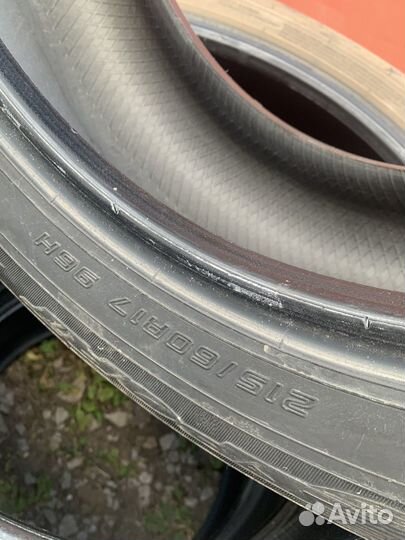 Dunlop Grandtrek PT 4000 215/60 R17 96H