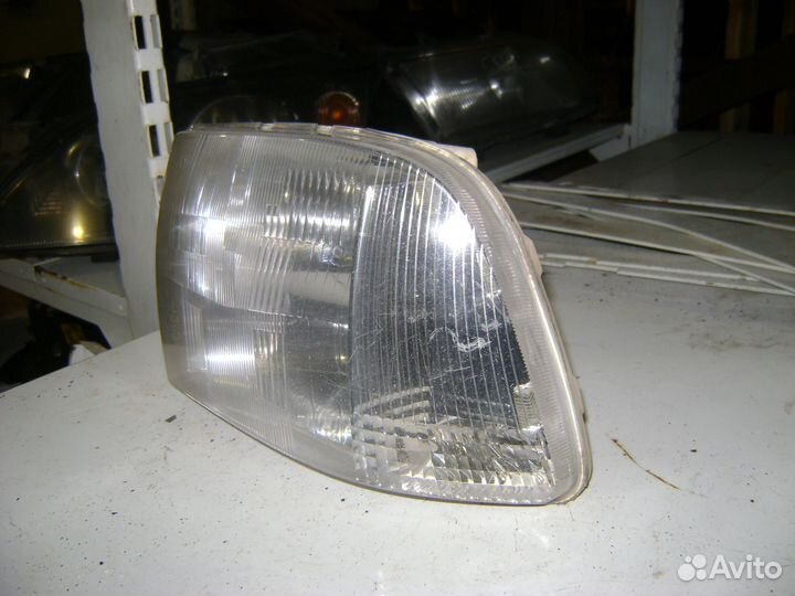 Фара передняя левая Chevrolet Blazer Блейзер 98год