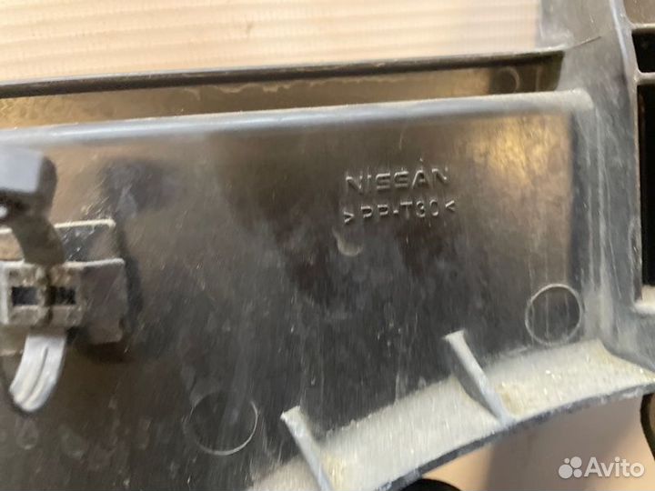 Вентилятор радиатора, диффузор Nissan X-Trail NT31