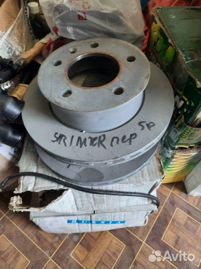 Диски тормозные и колодки мерседес спринтер