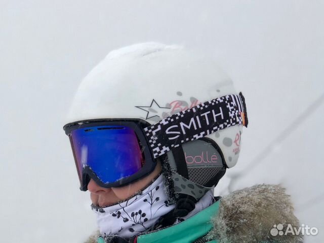 Шлем горнолыжный женский