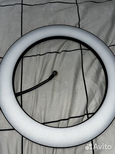 Кольцевая лампа со штативом