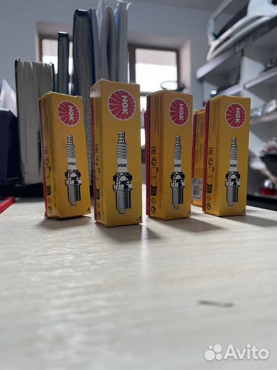 Свечи зажигания Volkswagen Polo