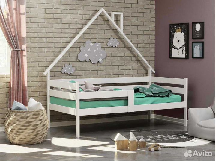 Софа высокий борт из массива Домик для малыша