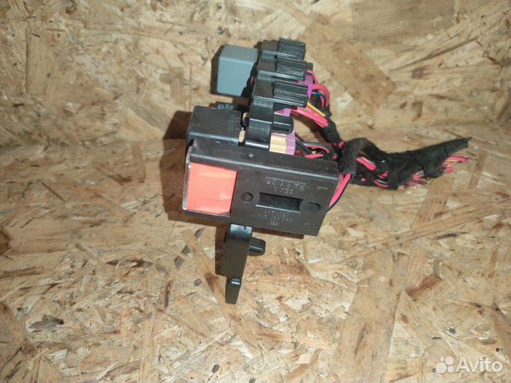 Блок предохранителей Audi A6 C6 BRE 2007