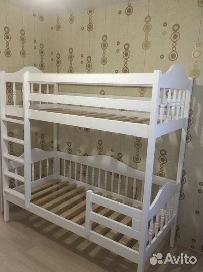 Детская кровать с бортиком от 2 лет