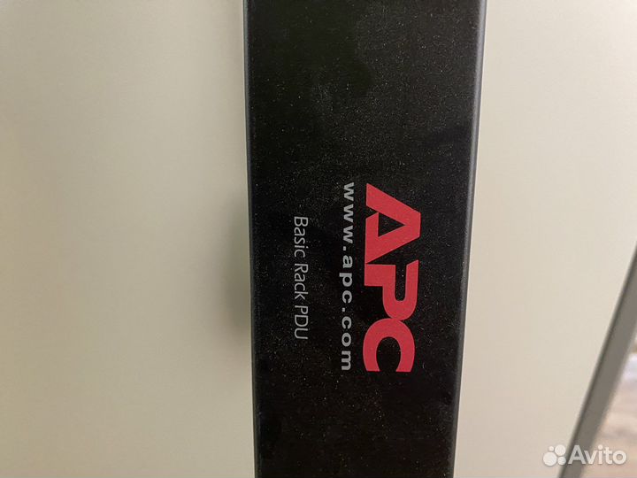 Устройство распределения электропитания APC AP7551