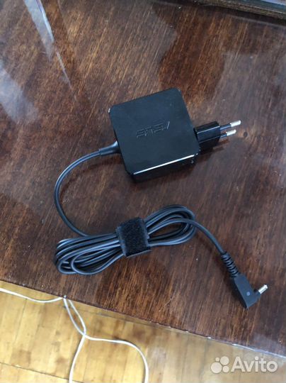 Блок питания для ноутбука asus