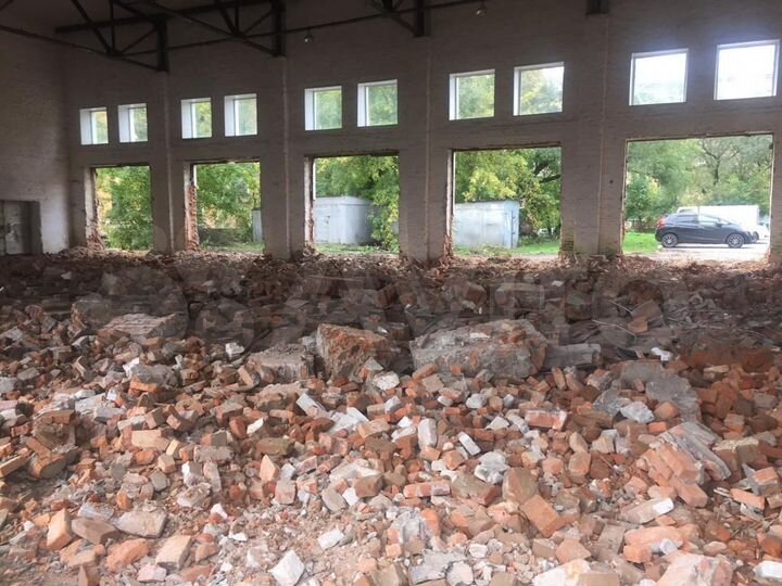 Гараж, > 30 м²