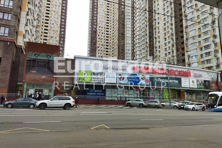 Сдам торговое помещение, 130 м²