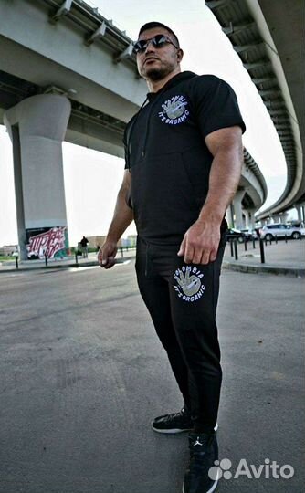 Костюм в наличии