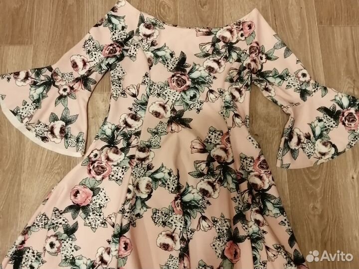 Коктейльное платье 46