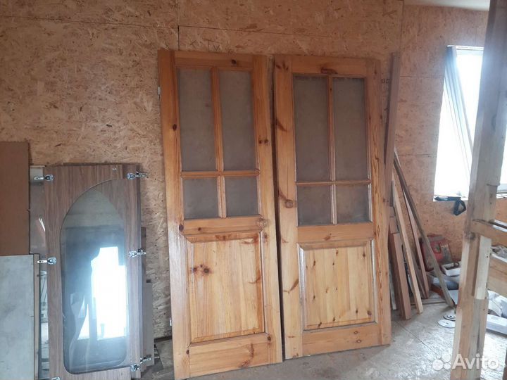 Двери межкомнатные деревянные новые