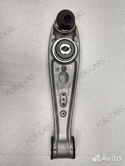 Поперечный рычаг Porsche 992