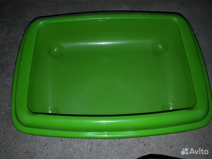 Лоток для кошек и собак средний