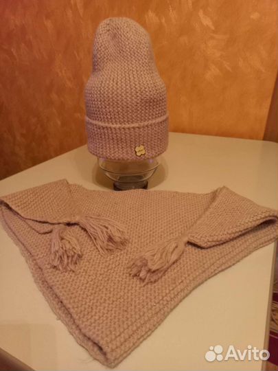 Шапки и наборы женские