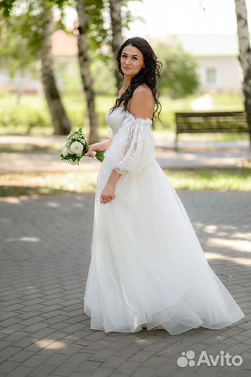 Свадебное платье