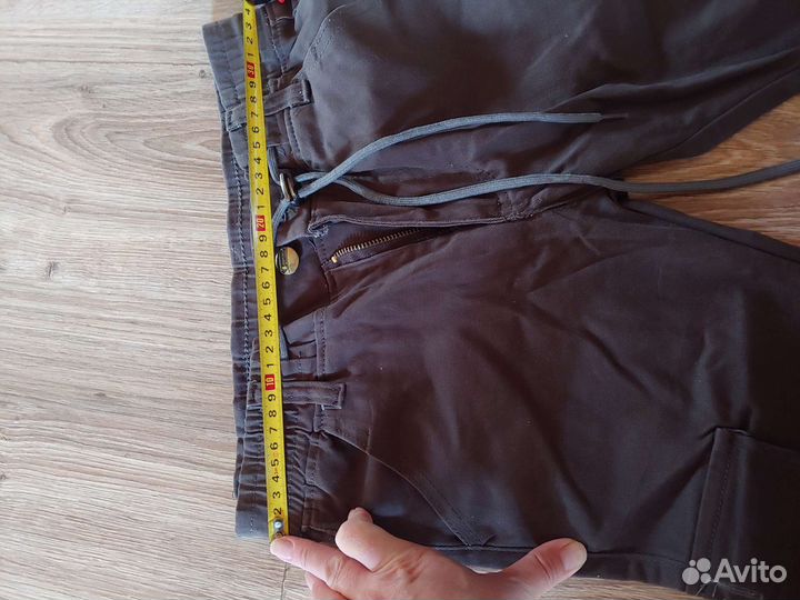 Джоггеры брюки на 7-8 лет