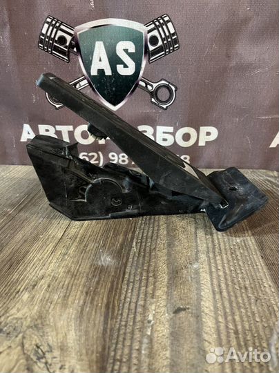 Bmw x4 g02 педаль акселератора