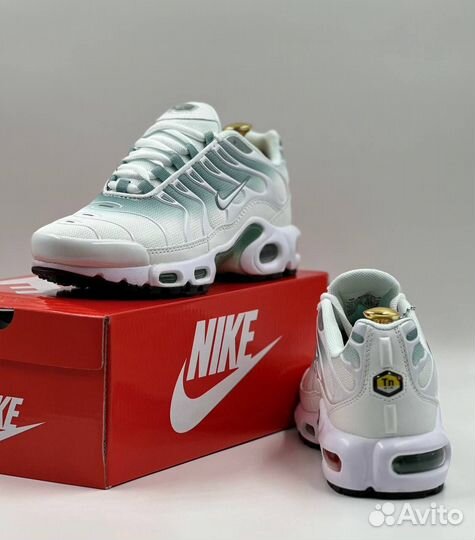 Кроссовки nike air max tn plus